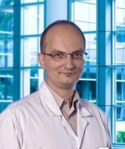 Doctor dermatologist Kamil Mydłowski